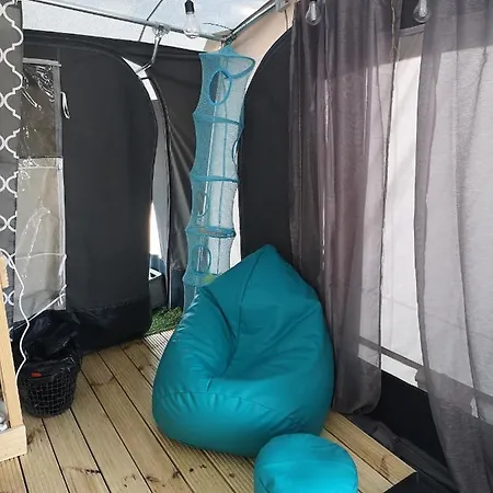 Przyczepa Bluecamp Na Molosurf W Jastarni Camping *