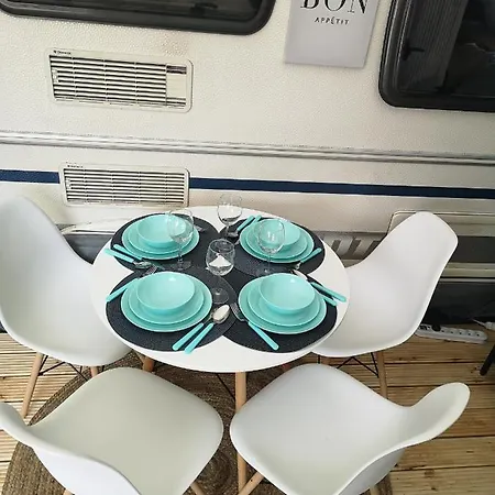 Przyczepa Bluecamp Na Molosurf W Jastarni *