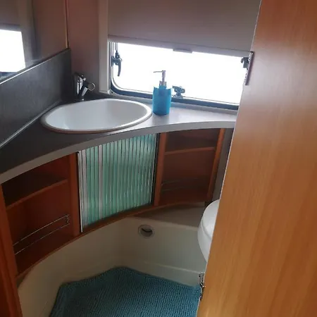 Przyczepa Bluecamp Na Molosurf W Jastarni Camping Jastarnia