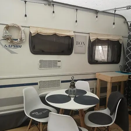 Camping Przyczepa Bluecamp Na Molosurf W Jastarni *